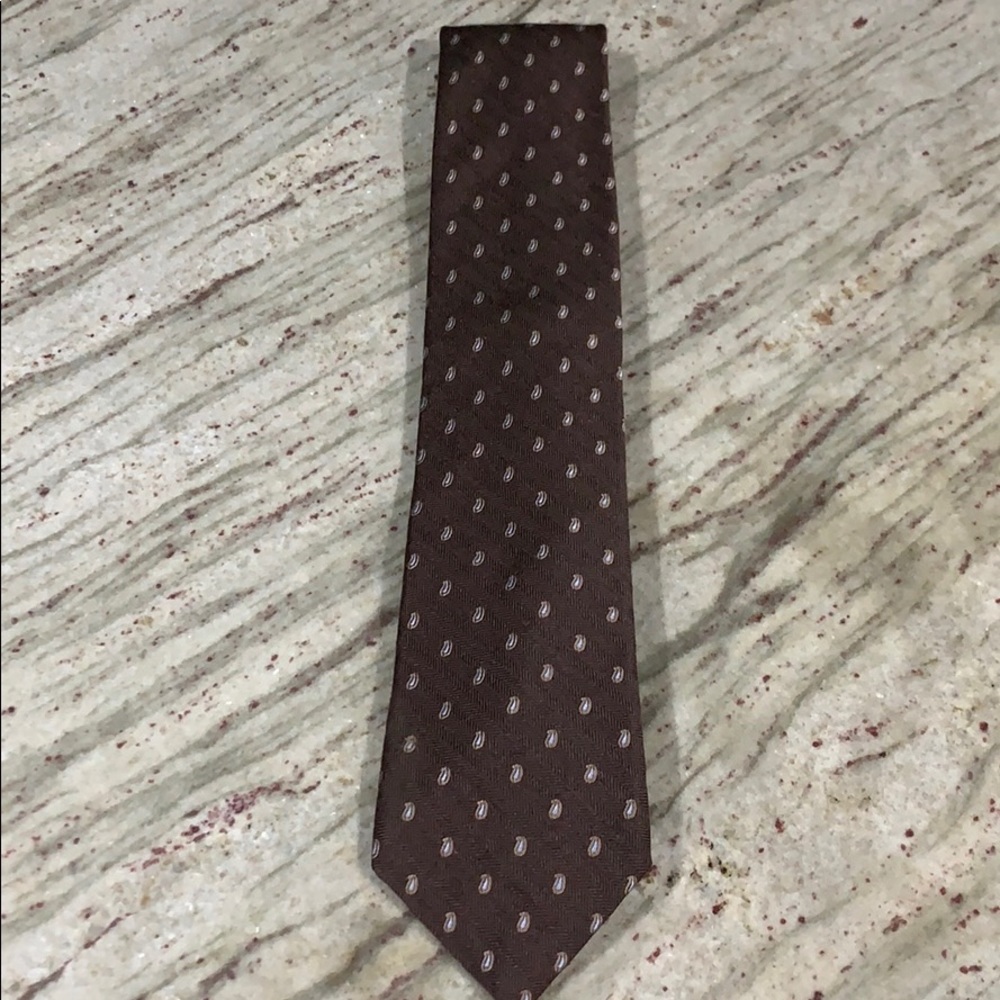 Ike Behar tie